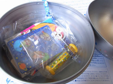 おもちゃの缶詰5.jpg